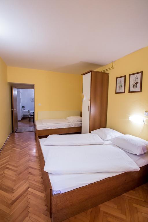 Lucija Apartment Kampor Exterior foto