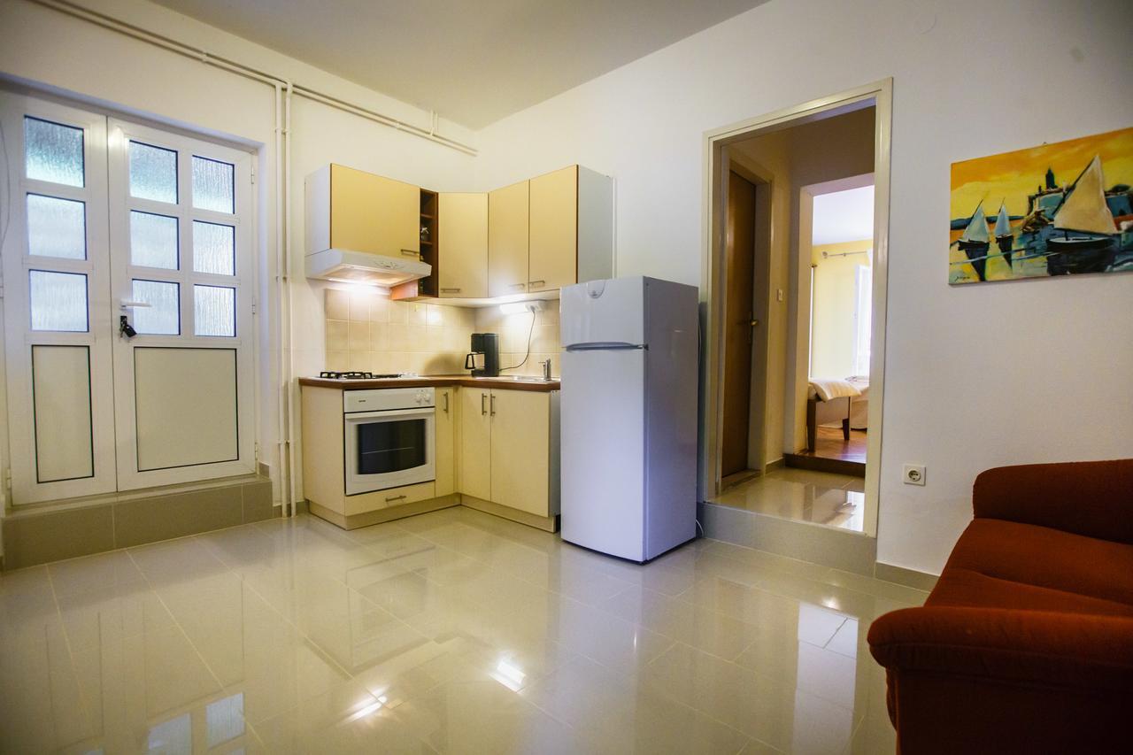Lucija Apartment Kampor Exterior foto